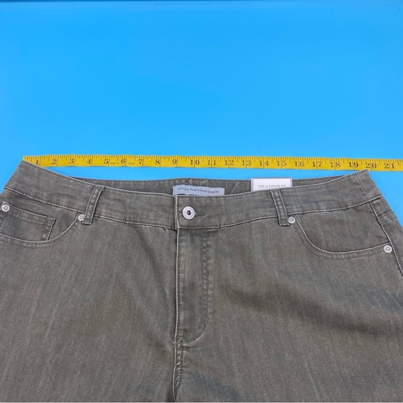 Chico's Platinum Ultimate Fit Denim Jeans Barely Flare Olive Green Size 20 - Picture 9 of 11